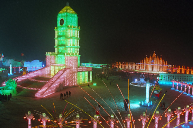 这些年，我们追过的哈尔滨冰雪大世界！