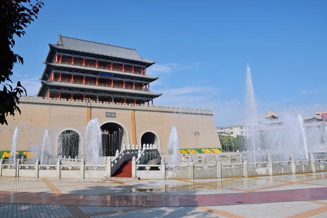 组图丨武威南城门：一墙秋景 满目晴和