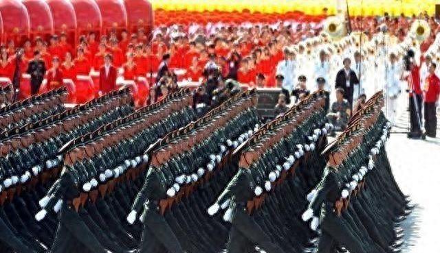 越南又和中国杠上了？中国前脚定下9月3阅兵！越南后脚就定9月2！