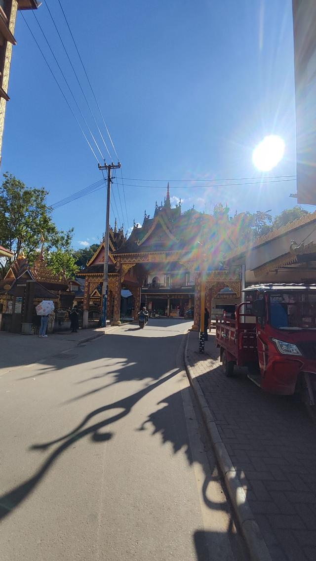 中老边境的傣寨秘境：尚冈古寨藏着烟火与远方