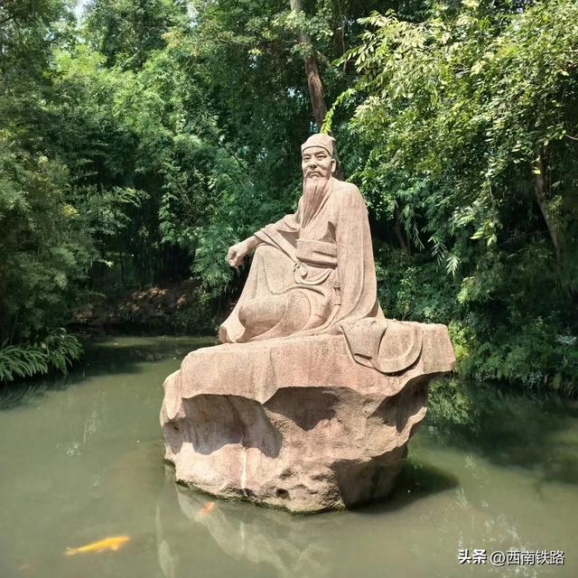 票价不超50元，动车直达成都周边小城