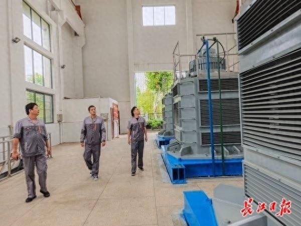 24小时人员值守，全市9座城排泵站正在运行