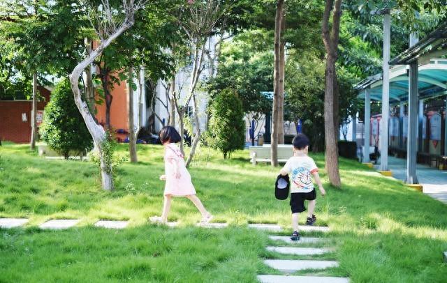 我50岁才觉悟：挑选亲家时，这2种家庭绝不能要，不然就害了子女