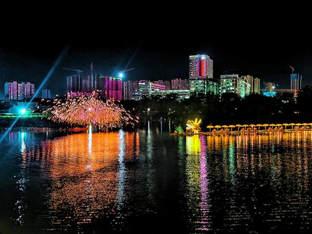 老城曹州夜游热