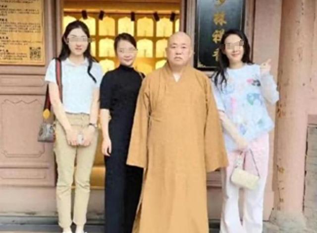 不到72小时，被调查的释永信再迎3大噩耗，私生活乱只是冰山一角