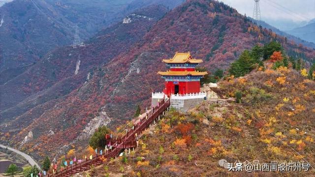 宁武芦芽山：秋色渐浓 层林尽染