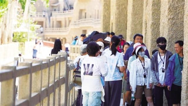 敦煌：科技护脉 文旅造血 丝路传声