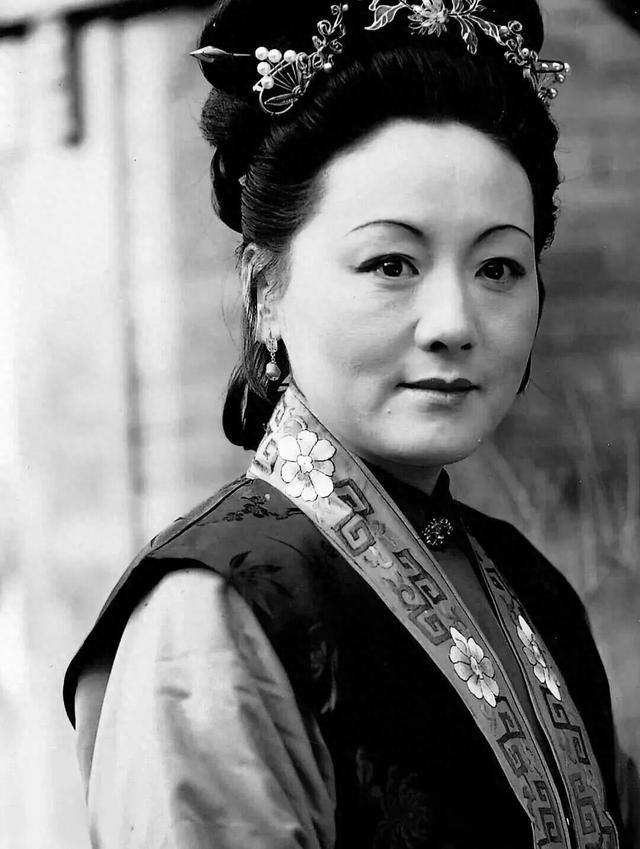 痛别！87版《红楼梦》里的她也走了	，又一个熟悉的面孔离去……