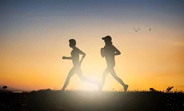 冬天跑步不遭罪！5个实用妙招让你暖身又护膝