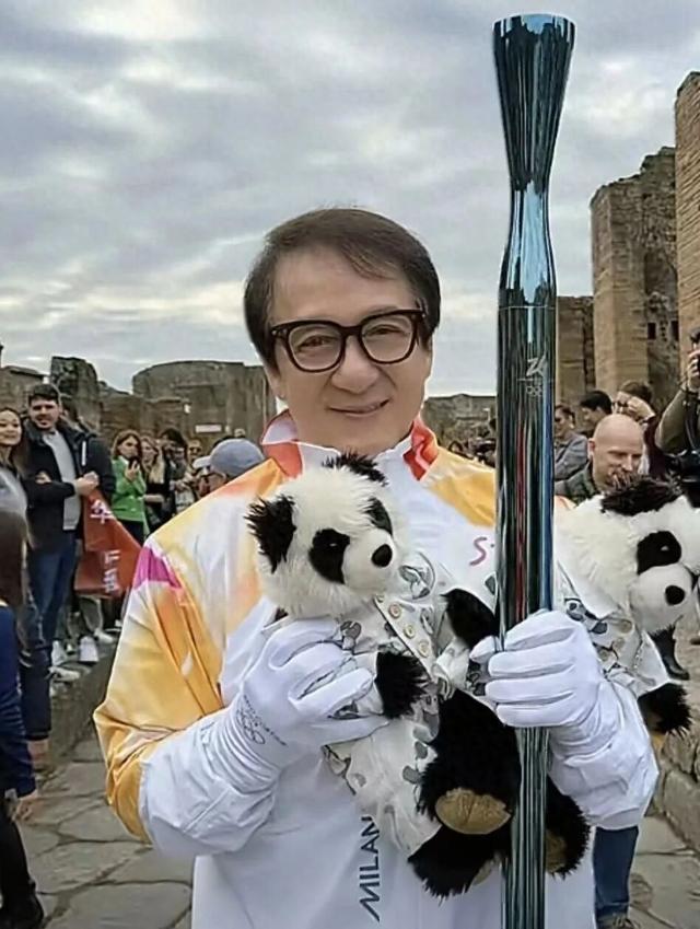 确认了！是71岁著名演员成龙