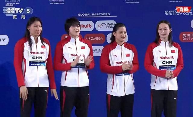 晚上9点,大喜讯:中国12岁游泳天才创历史 世锦赛最年轻奖牌得主
