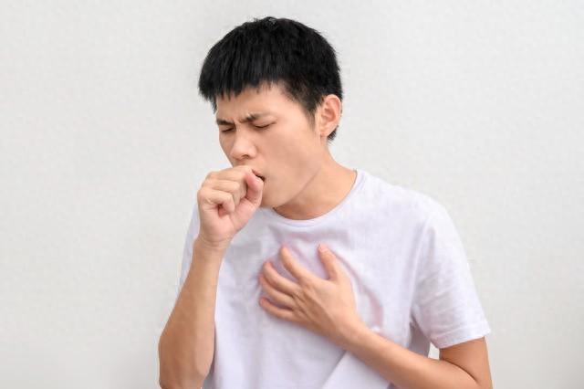 嗓子痒痒有痰咳嗽怎么办（3个止咳药从干咳到痰咳）