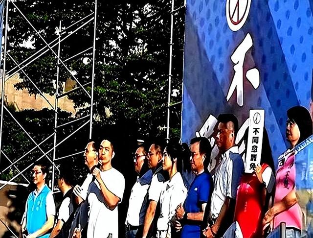 赖清德没招了，绿要员辞职，黄国昌表决临阵退缩，朱立伦转悲为喜