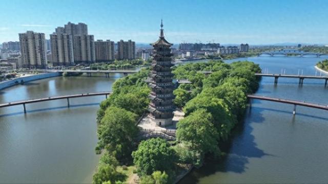 江西抚州：“一河两岸”生态焕新 打造古今交融诗意景观