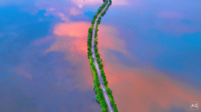 2025网聚美好安徽｜采访团探访池州平天湖，邂逅诗意山水与生态之美