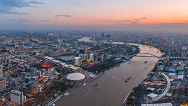 高品质酒店“三连落子”能带来什么？上海“流量担当”区域正在干这件大事