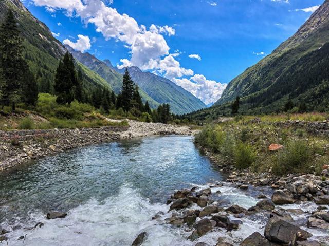 四姑娘山秋景如画