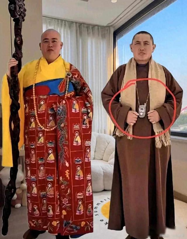 释永信与师姐释永梅合影流出！22年前，她胸前挂着当时最时尚手机
