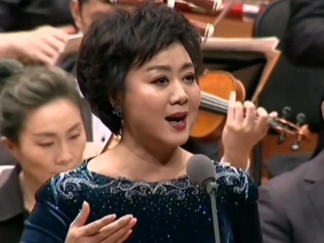 59岁未婚未育，却让男人死心塌地27年：她活成了女人羡慕的样子！
