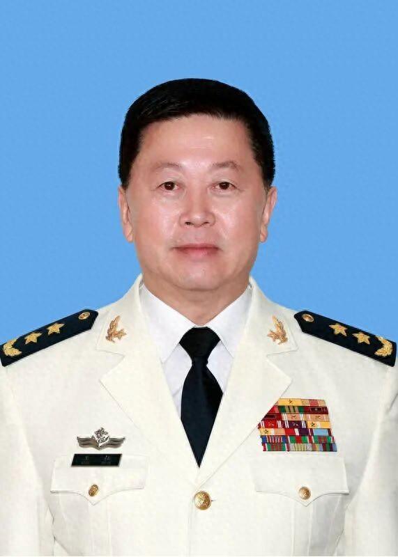 海军原中将副政委王征同志，因病医治无效，于1月3日在北京逝世