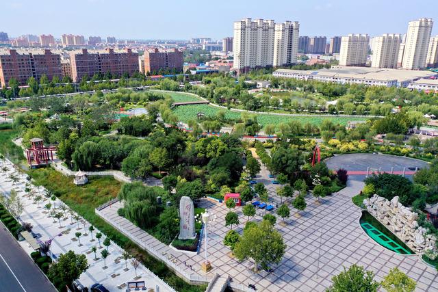 衡水故城县龙湖公园：城市中的多彩休闲胜地