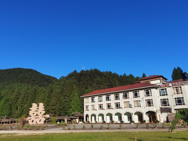 您好！您提到的“文成月老山”是指位于浙江省温州市文成月老山