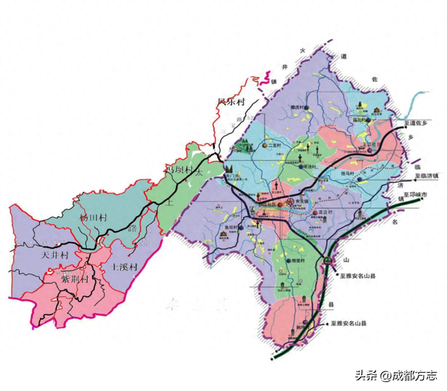 两山相夹的千年古镇，到底有多绝→