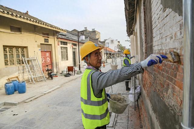 荆州古城三义街历史文化街区修缮改造全面推进