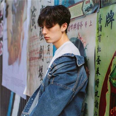 好听的qq名昵称（爽朗飘逸随和男生干净网名朴素无华可爱点）