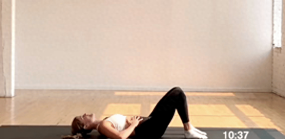 每天躺着抬腿100次，改善腹直肌分离肚子大，跟腰腹赘肉说拜拜