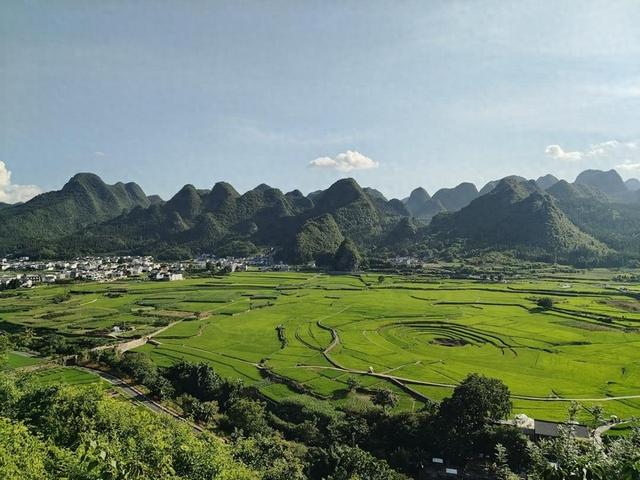 黔西南：把民族团结故事“融”在风景里