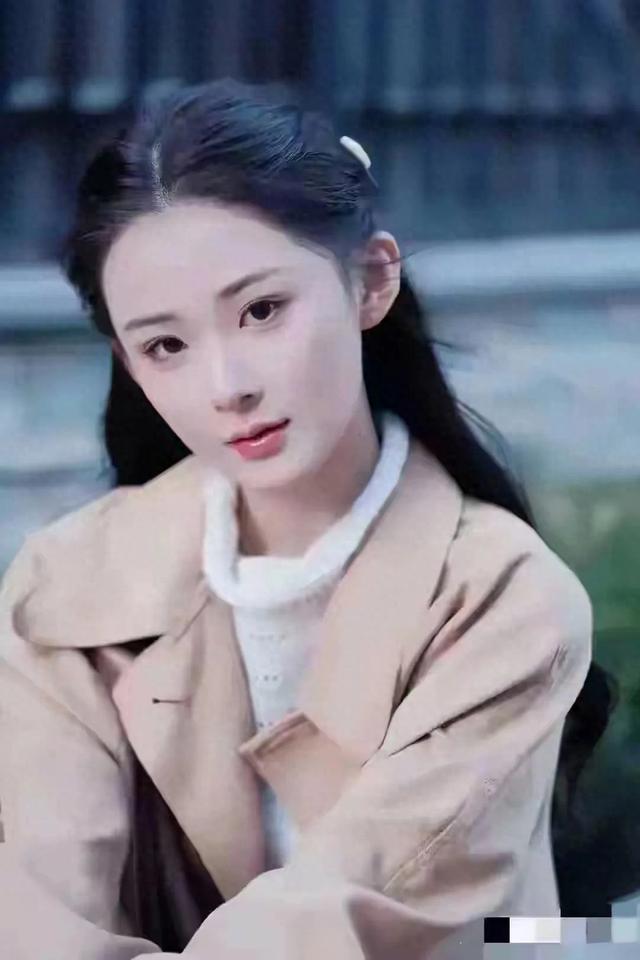 甘肃兰州一佳人好漂亮， 身高168cm	，体重48kg 美的让人移不开眼