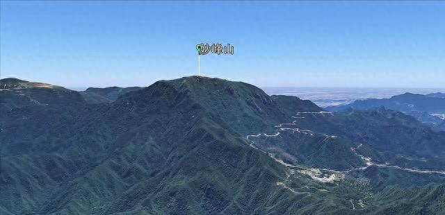 卫星航拍北京妙峰山，“金顶庙会”画面太壮观了#卫星地图