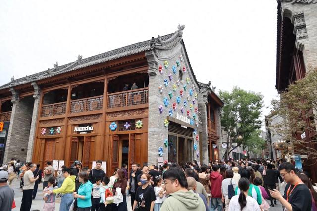 全部免费!郑州值得反复去的8个特色街区(附交通攻略)→ 全部免费!郑州值得反复去的8个特色街区(附交通攻略)→