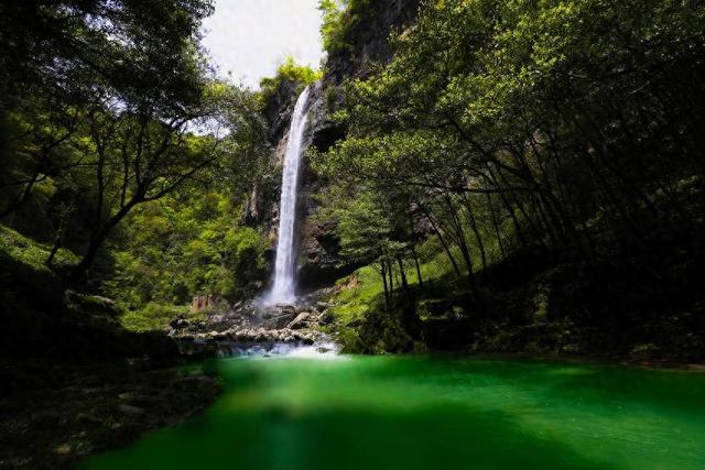 寻美兴山：青龙口听瀑