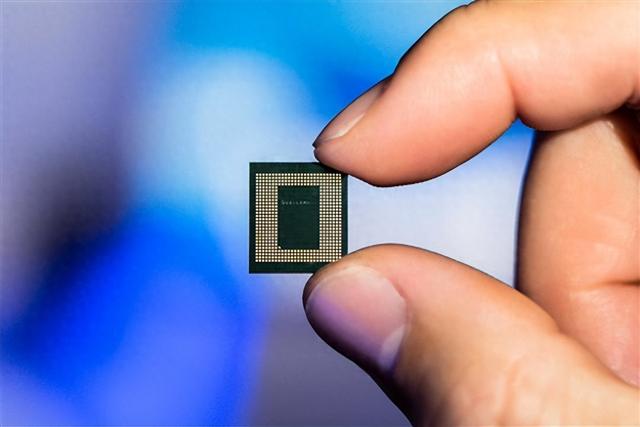 高通CEO：高通处理器Intel造不了 技术不达标