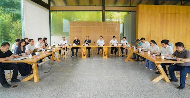 多位院士齐聚黄埔迳下村，共探乡村建设工业化新模式