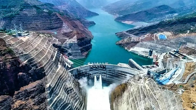 雅鲁藏布江水电站已经开工，红旗河工程，“借东风”还要等多久？