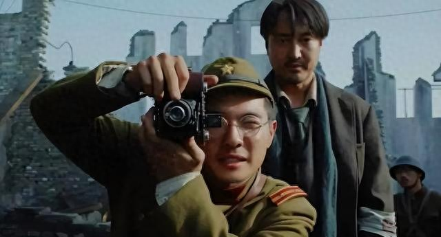 《南京照相馆》破28亿！横扫金鹿奖，德国首映全场落泪