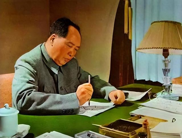 1955年，毛主席看到枪决名单后，拍案大怒：她可是咱全党的恩人！