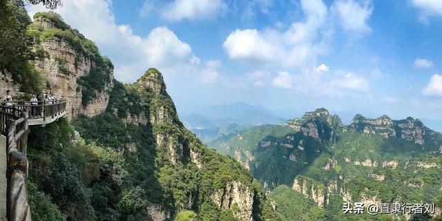 朋友携家人开车四小时去山西悬空寺却败兴而归，于是带他们来这儿