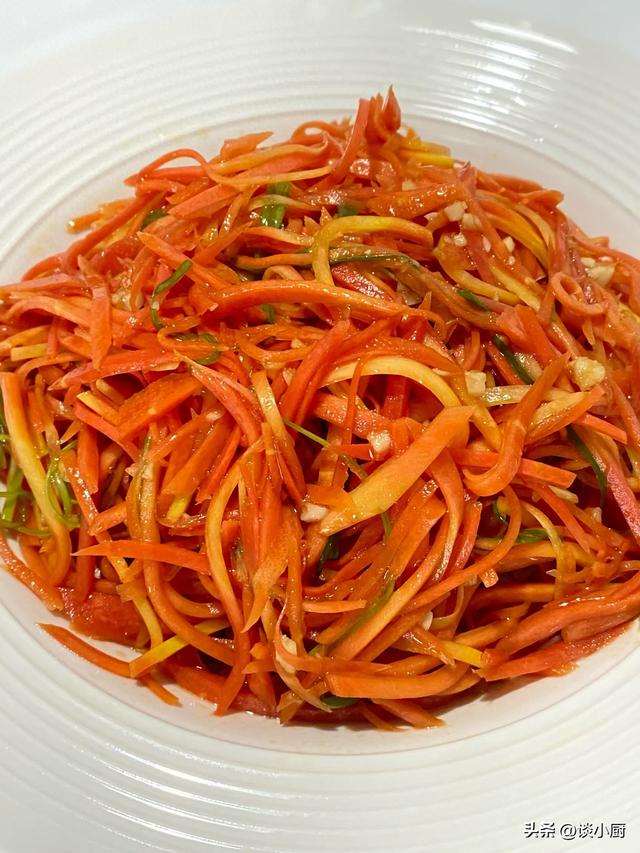 越吃肝越干净的4道菜，排肝毒、降火润肺，睡眠好了，人也精神