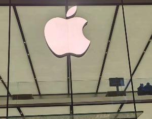 iPhone Air被曝暂停生产！在华首发遇冷，网友吐槽性价比不高