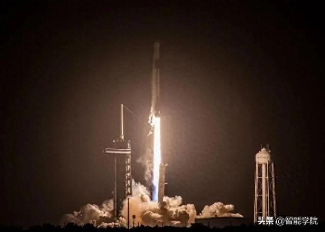 SpaceX再送“太空快递”：除了宇航员口粮还有能治地球病的黑科技