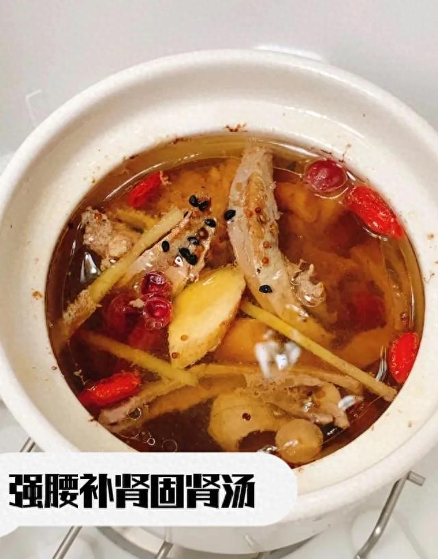 排骨猪肾汤的做法(一人食滋补汤猪腰排骨炖汤教程)