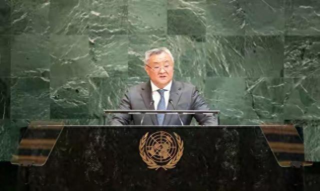 对付日本，中国的最强帮手已到位，美专家指出：大陆不会立即收台