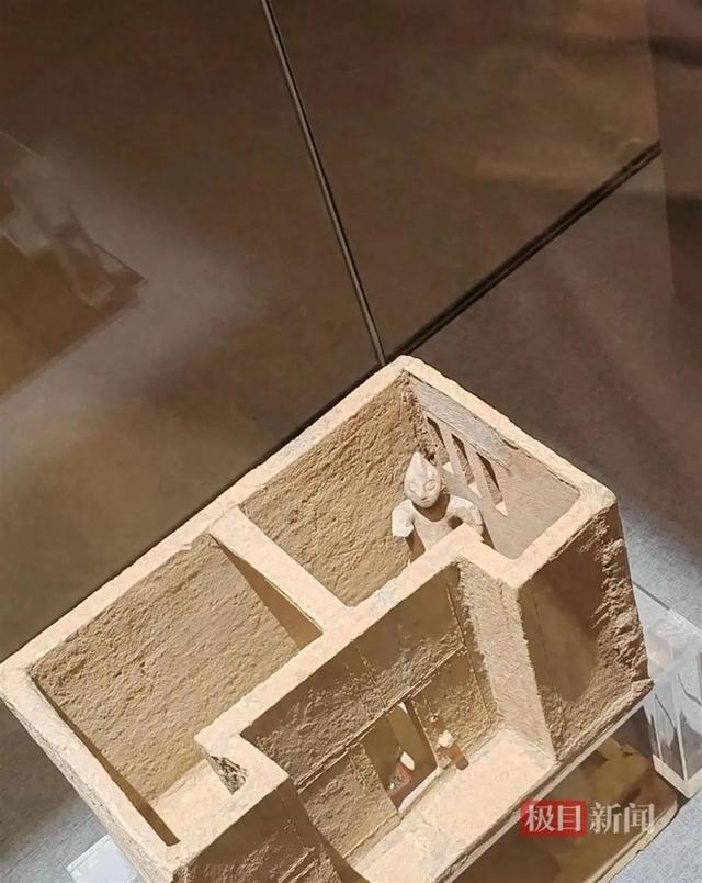 真正的迪加奥特曼（起猛了在博物馆看到了奥特曼）