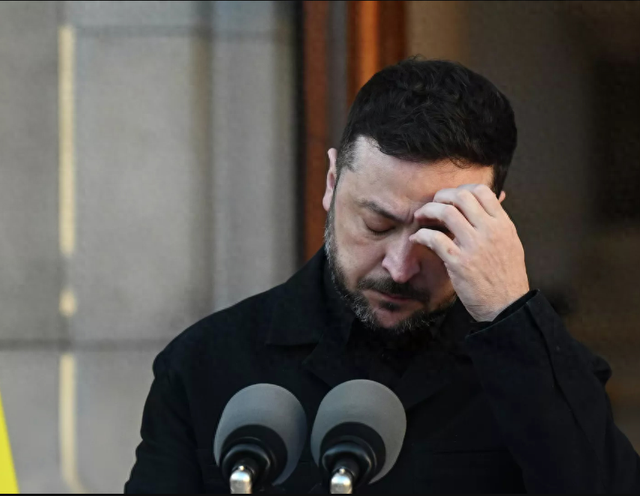 泽连斯基公开摊牌：乌克兰无力维持80万军队	，竟需西方长期供血？