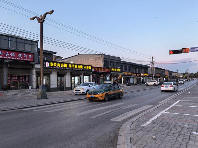 开车路过潼关，要不是路边肉夹馍店的诱惑，差点错失这处旅游美景