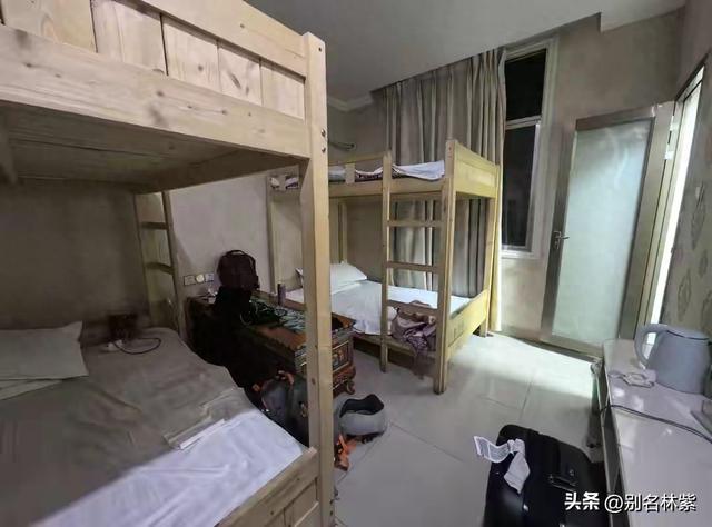 2025年川西自由行，一共住了17晚花费1394元，看我都住了哪些酒店